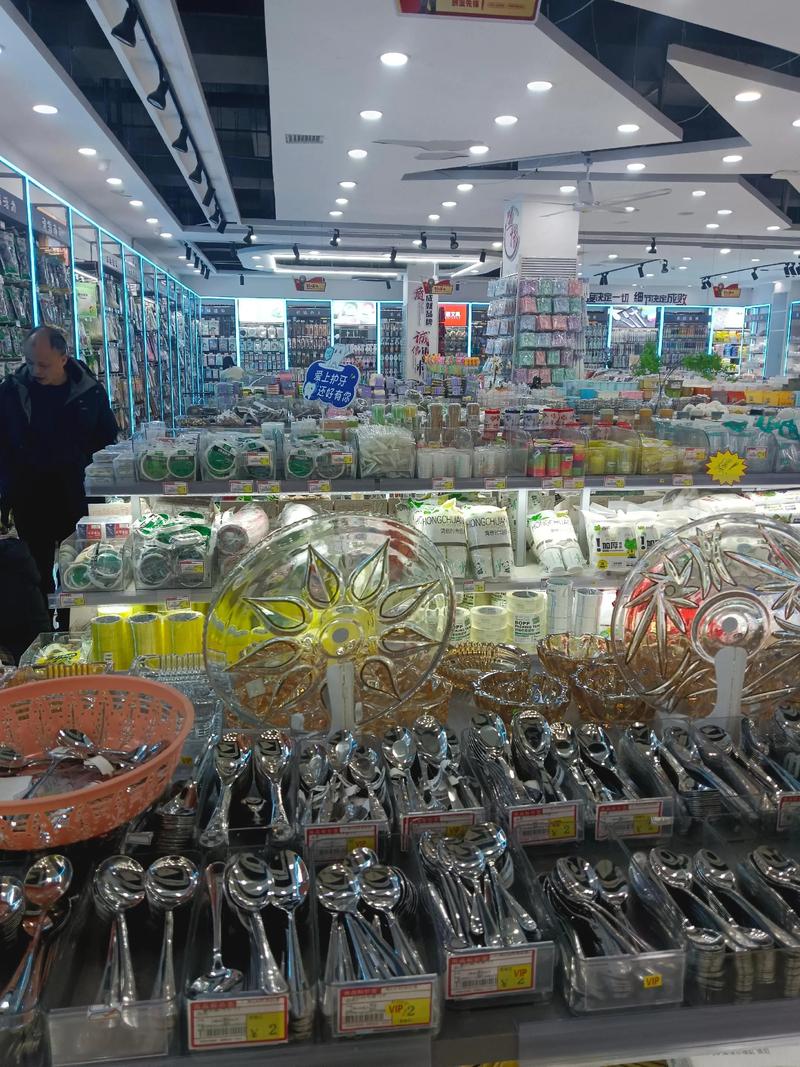 电商行业热点解析：聚焦武汉吉尤米商贸有限公司的发展路径